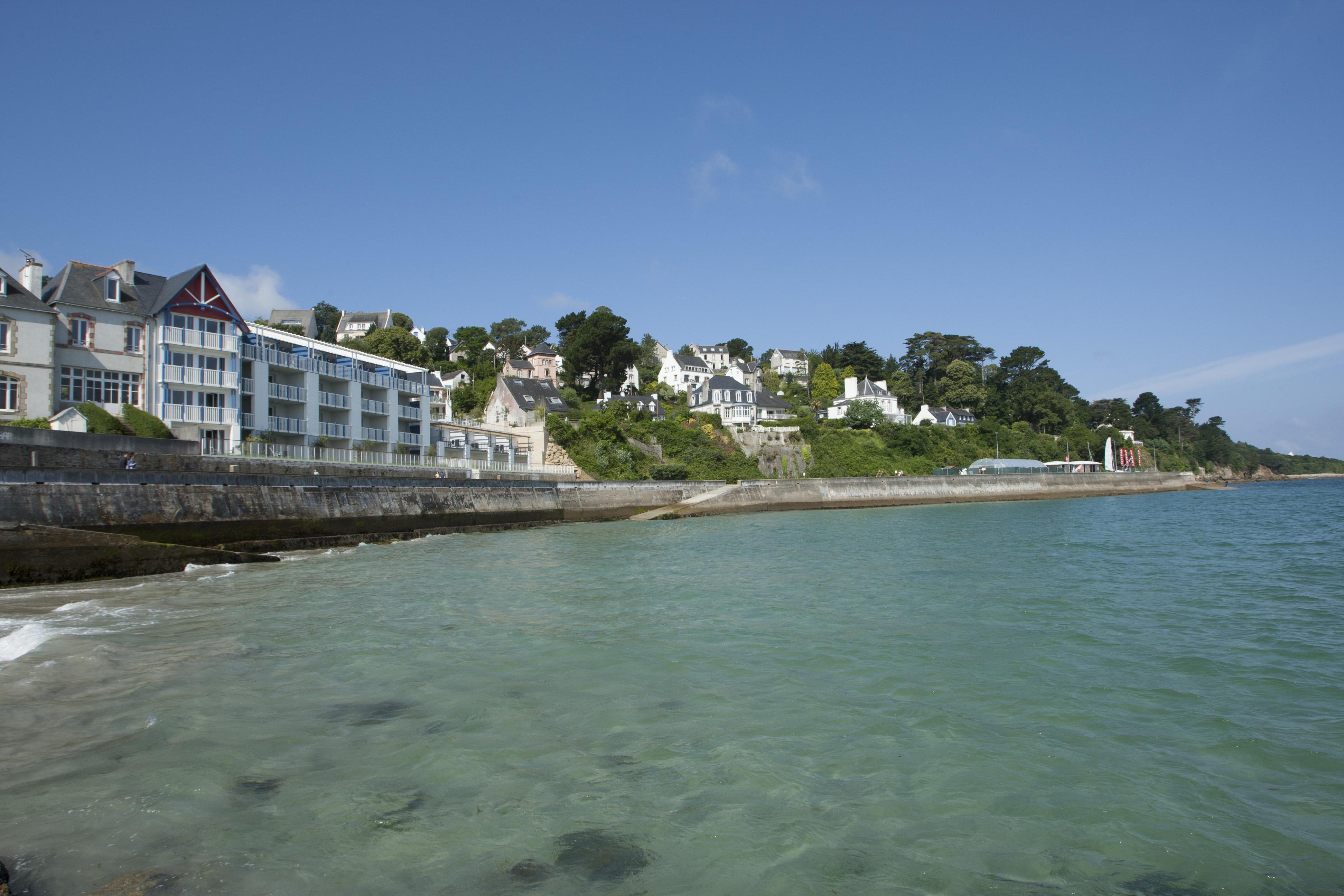 Résidence Pierre&Vacances Premium Le Coteau et la Mer Tréboul Exterior foto